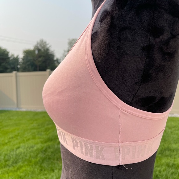 PINK Victoria Secret Ultimate Sports Bra - Picture 4 of 4